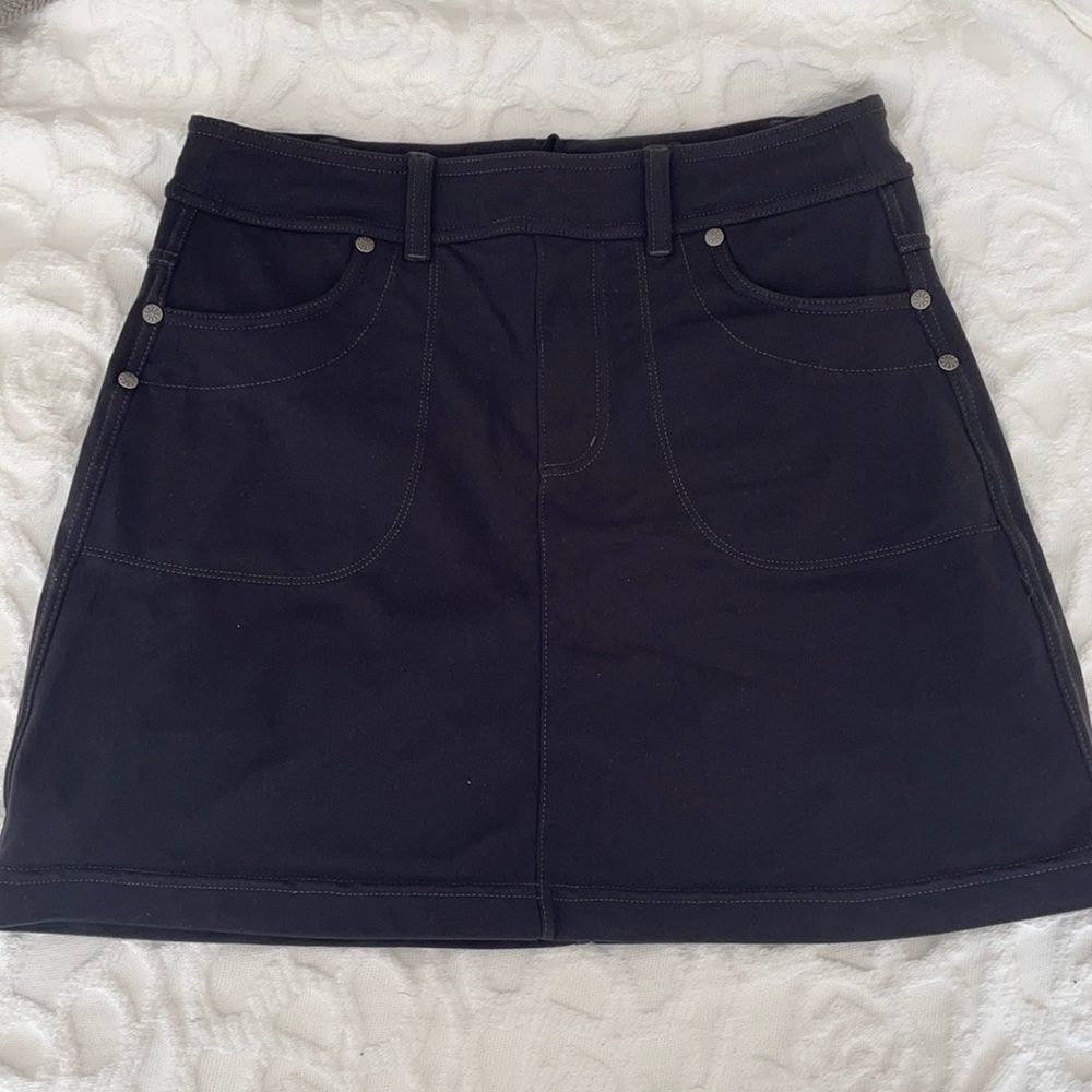 Athleta Skirt
